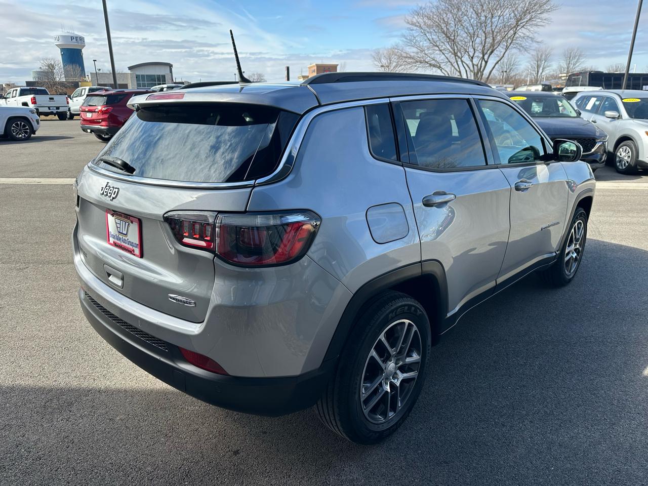 Jeep Compass Latitude FWD 2018