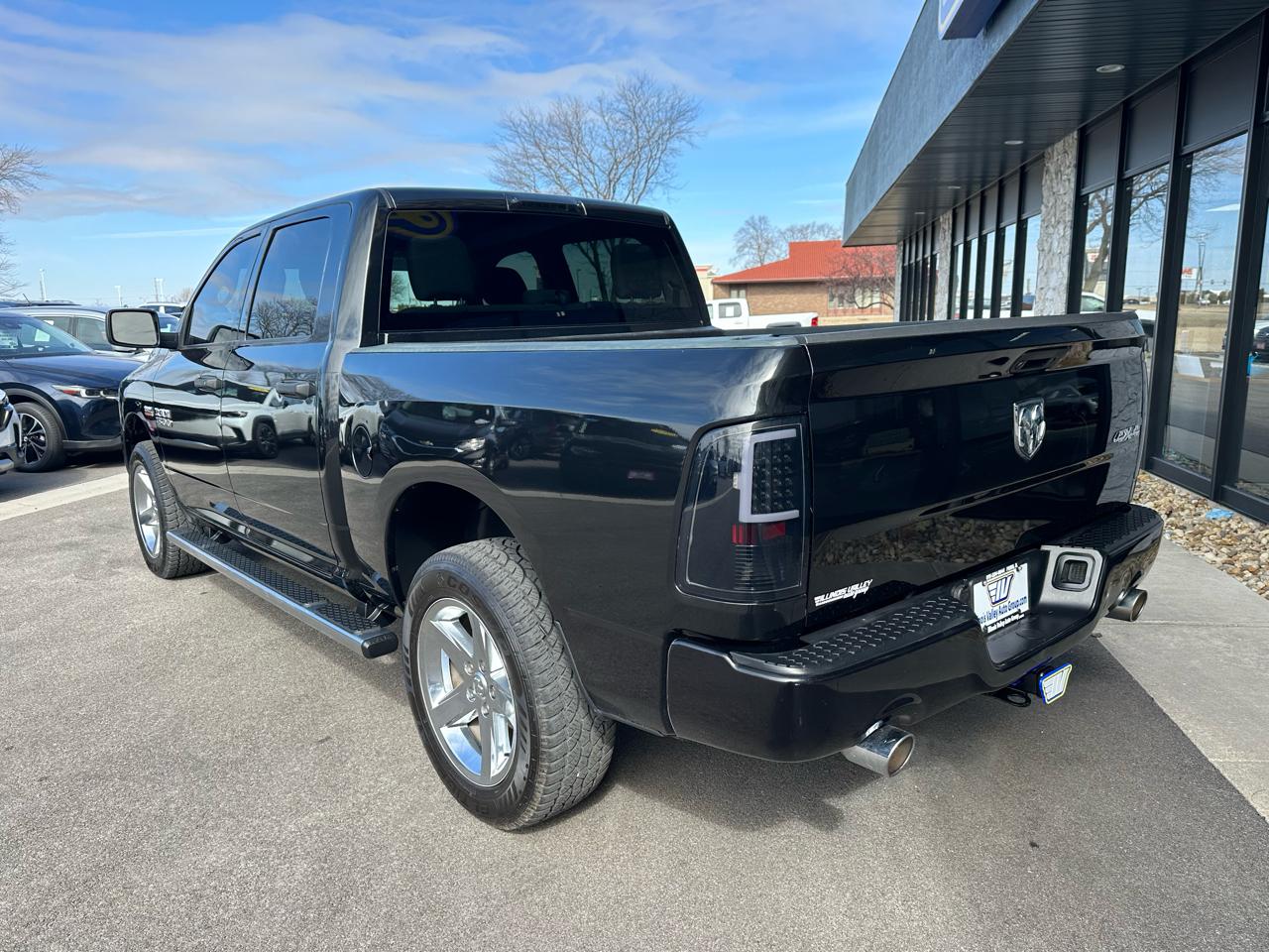RAM 1500 Tradesman Crew Cab SWB 4WD 2018