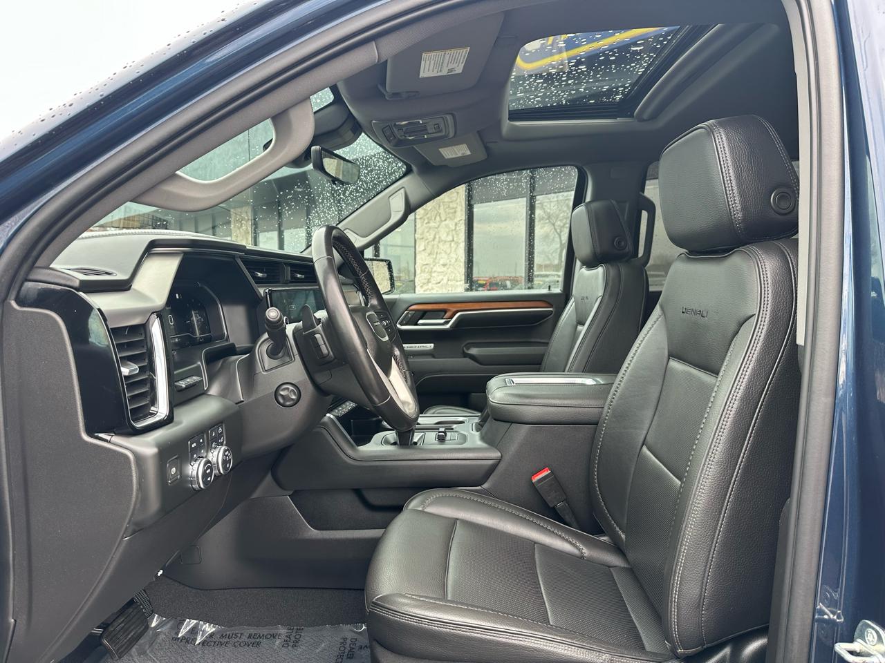 GMC Sierra 1500 Denali Crew Cab Short Box 4WD 2022