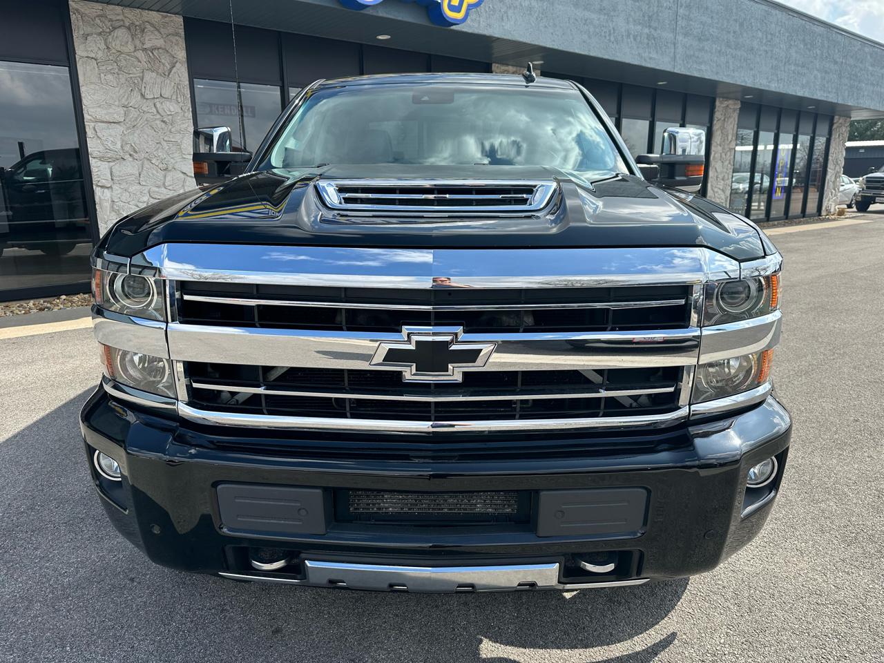 Chevrolet Silverado 2500HD High Country 4WD 2018