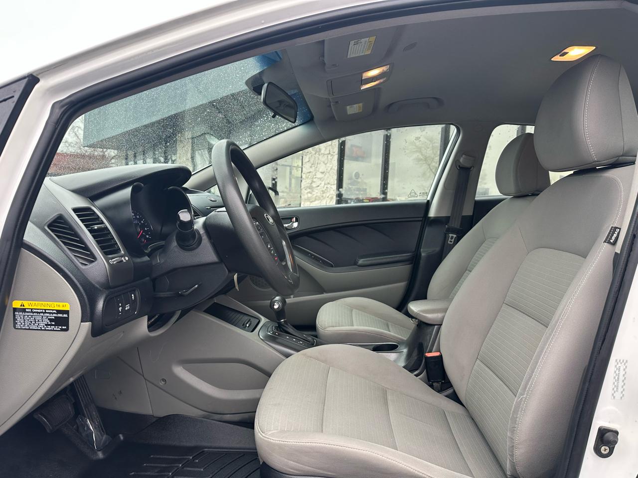 Kia Forte 4dr Sdn Auto LX 2014