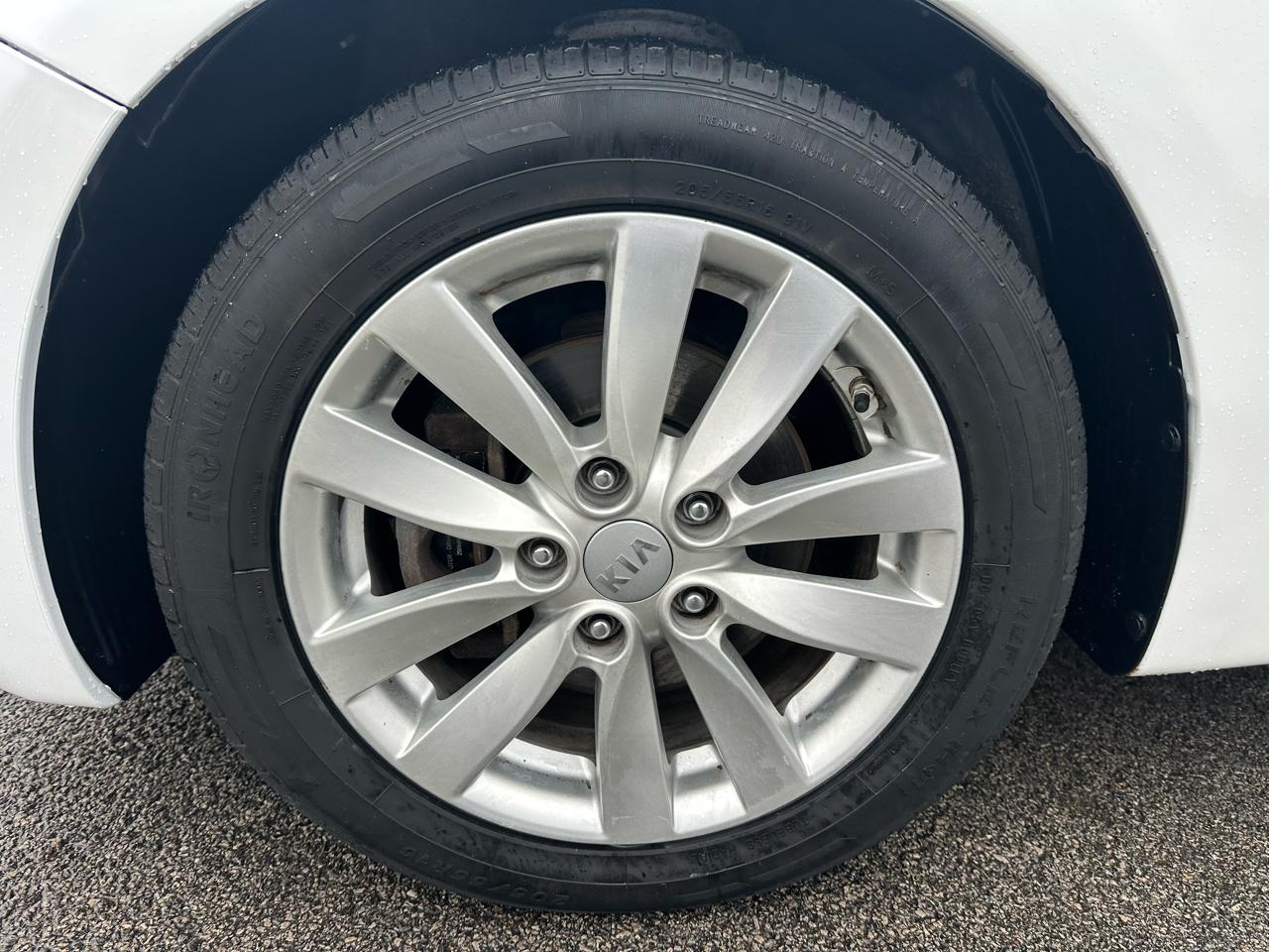 Kia Forte 4dr Sdn Auto LX 2014