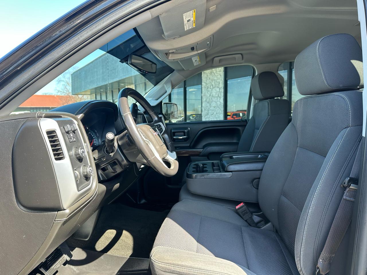 GMC Sierra 1500 SLE Crew Cab 4WD 2017