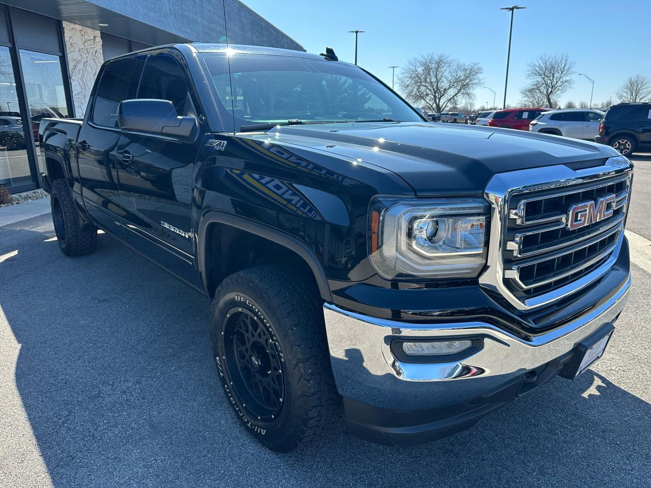 GMC Sierra 1500 SLE Crew Cab 4WD 2017