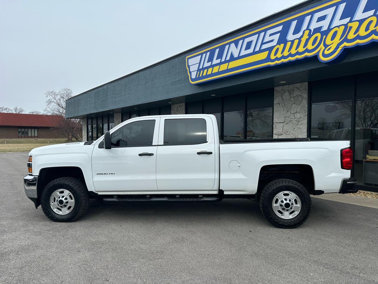 Chevrolet Silverado 2500HD Work Truck Crew Cab 4WD 2016