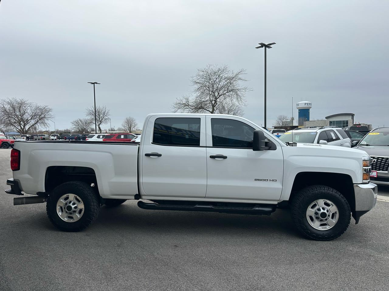 Chevrolet Silverado 2500HD Work Truck Crew Cab 4WD 2016