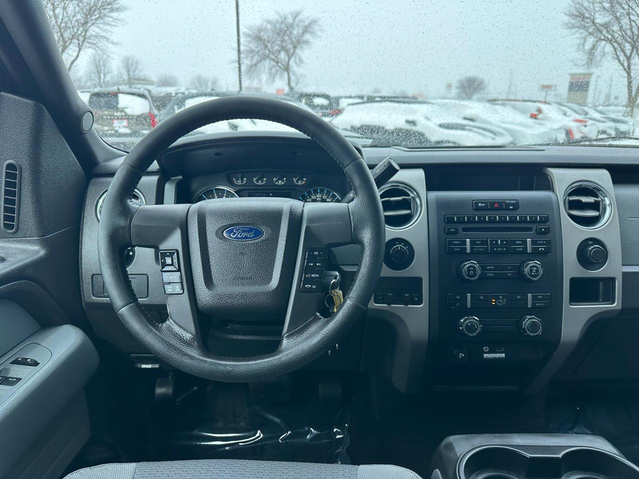 Ford F-150 XLT SuperCrew 4WD 2012