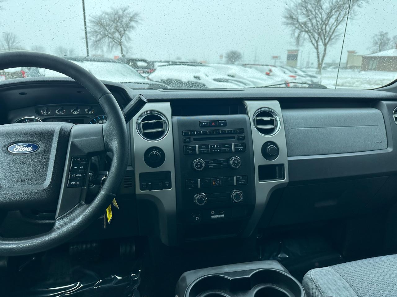 Ford F-150 XLT SuperCrew 4WD 2012