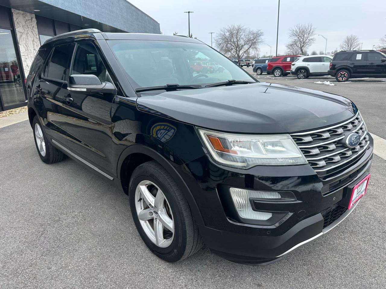 Ford Explorer XLT 4WD 2016