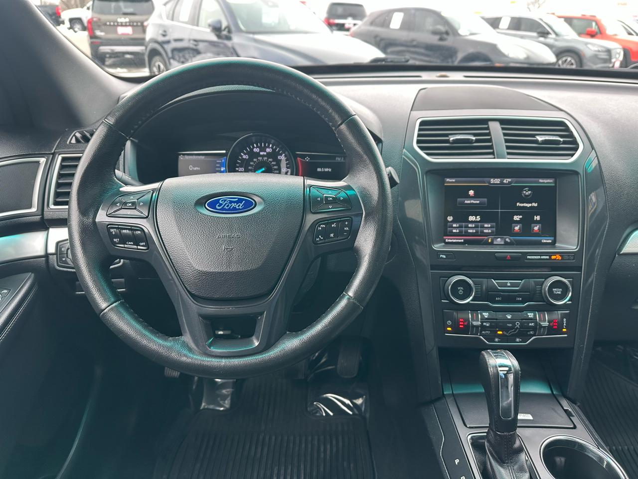 Ford Explorer XLT 4WD 2016