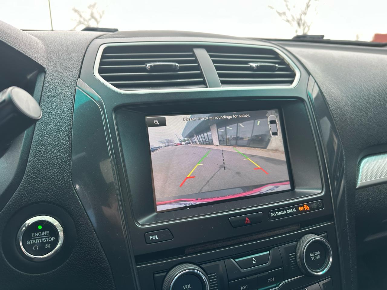 Ford Explorer XLT 4WD 2016