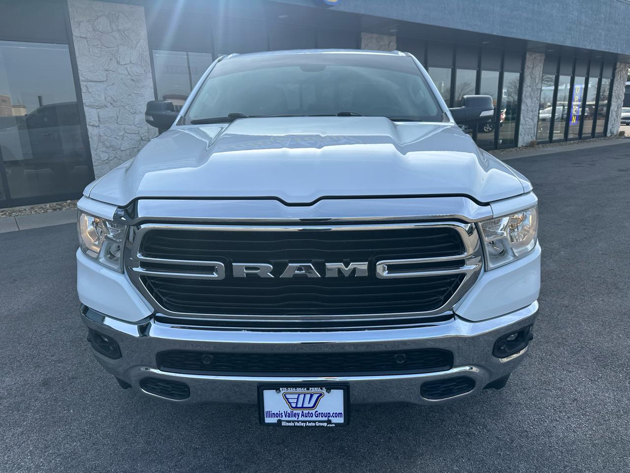 RAM 1500 Big Horn Crew Cab SWB 4WD 2020