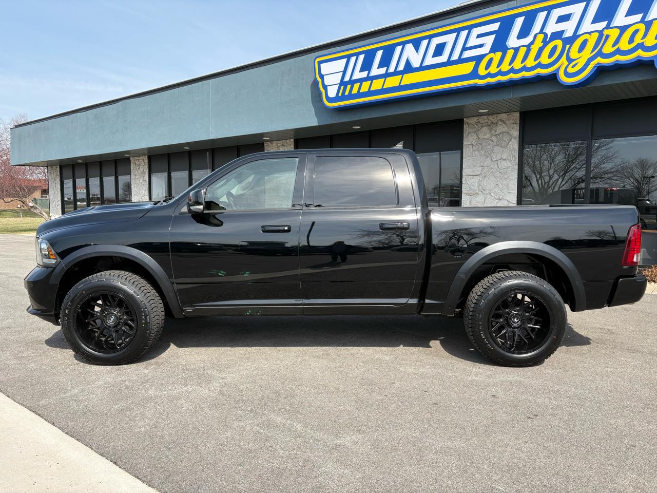 RAM 1500 Sport Crew Cab SWB 4WD 2014