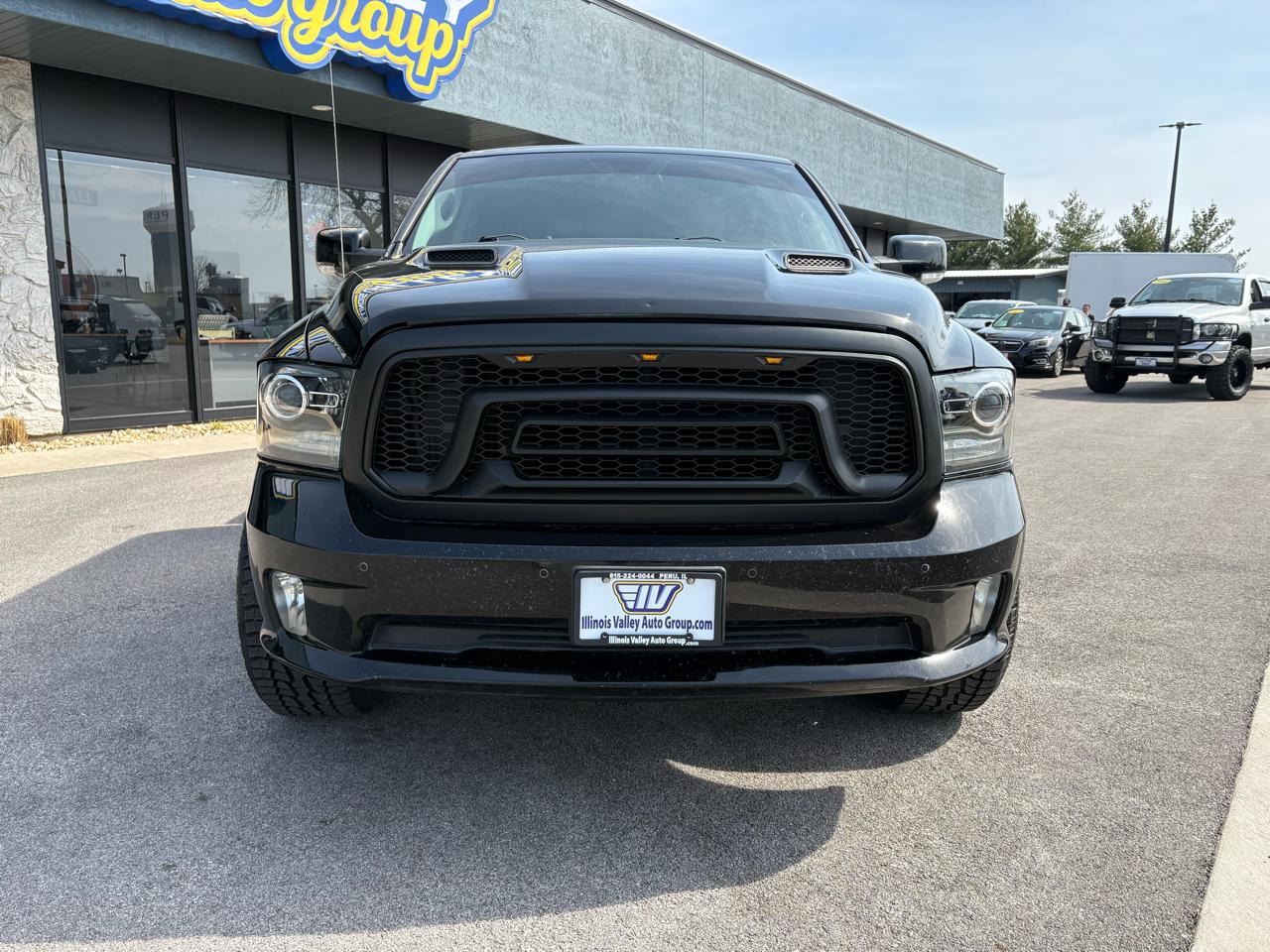 RAM 1500 Sport Crew Cab SWB 4WD 2014