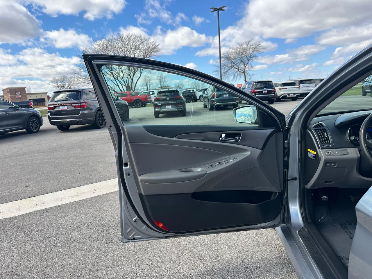 Hyundai Sonata Hybrid Limited 2015