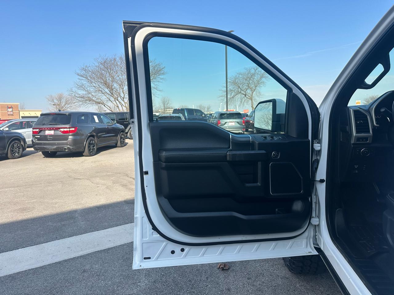 Ford F-150 Lariat SuperCrew 4WD 2019