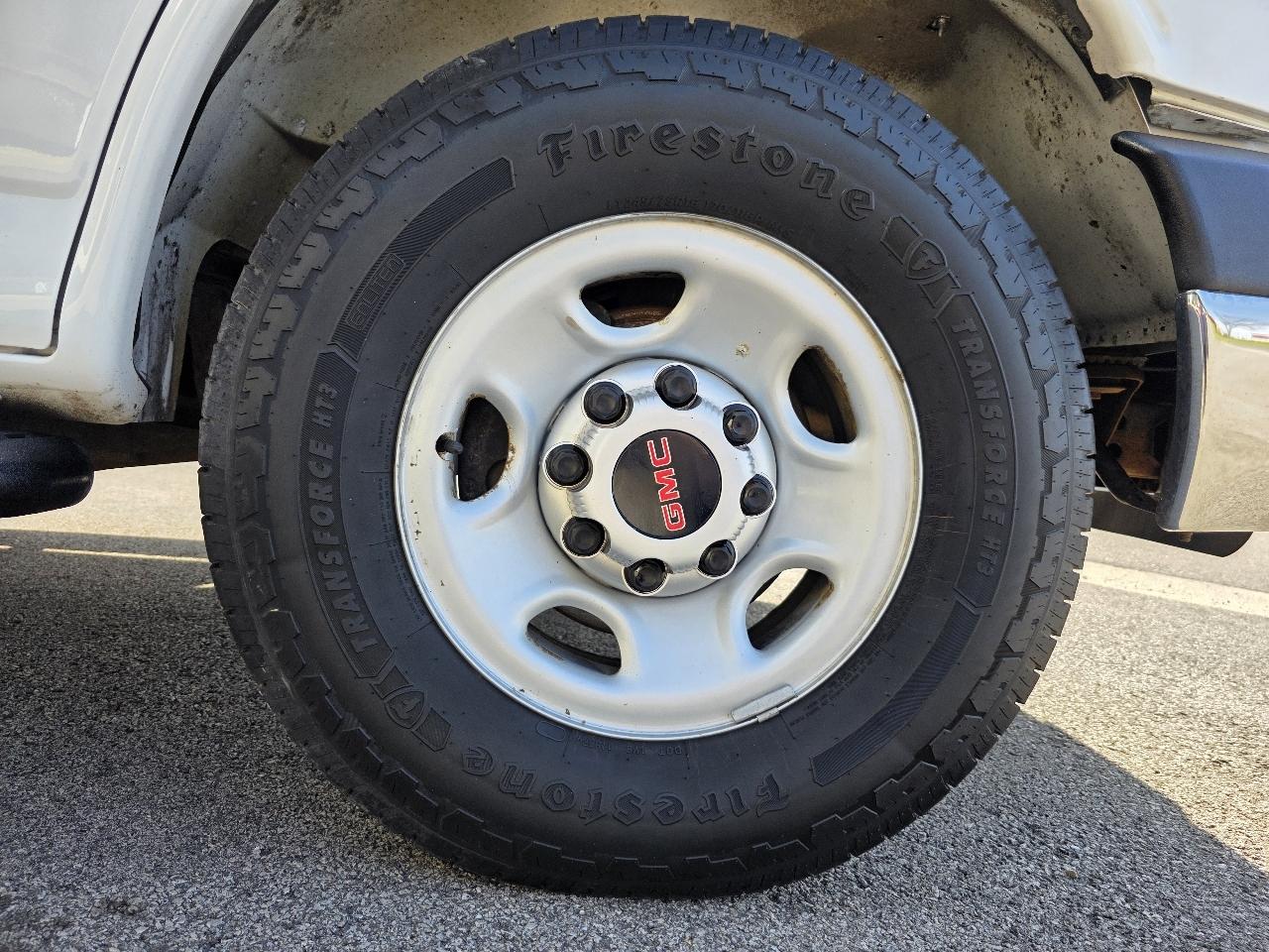 GMC Savana G2500 Cargo 2016