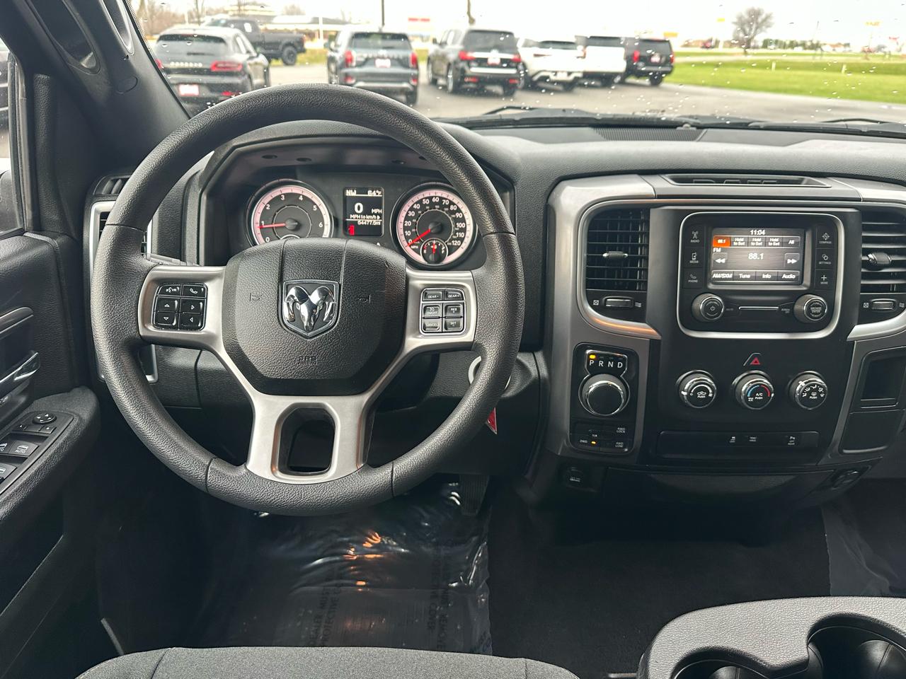 RAM 1500 Classic Warlock 4x4 Crew Cab 5'7" Box 2024