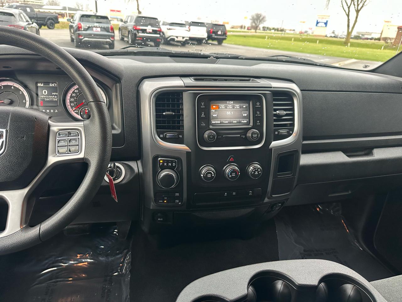 RAM 1500 Classic Warlock 4x4 Crew Cab 5'7" Box 2024