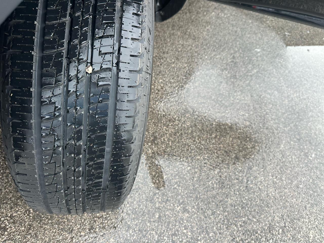 RAM 1500 Classic Warlock 4x4 Crew Cab 5'7" Box 2024