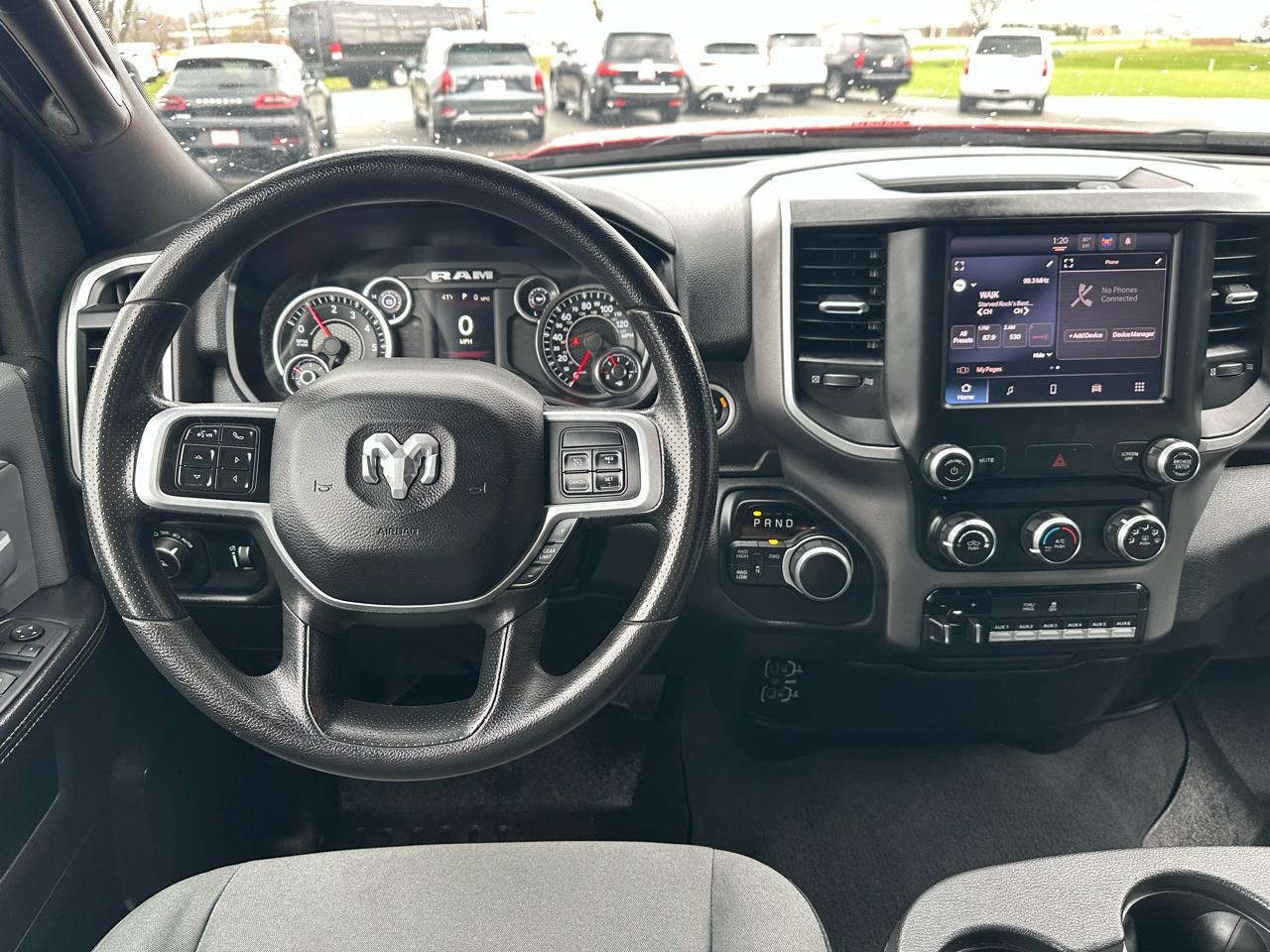 View vehicle photo 3