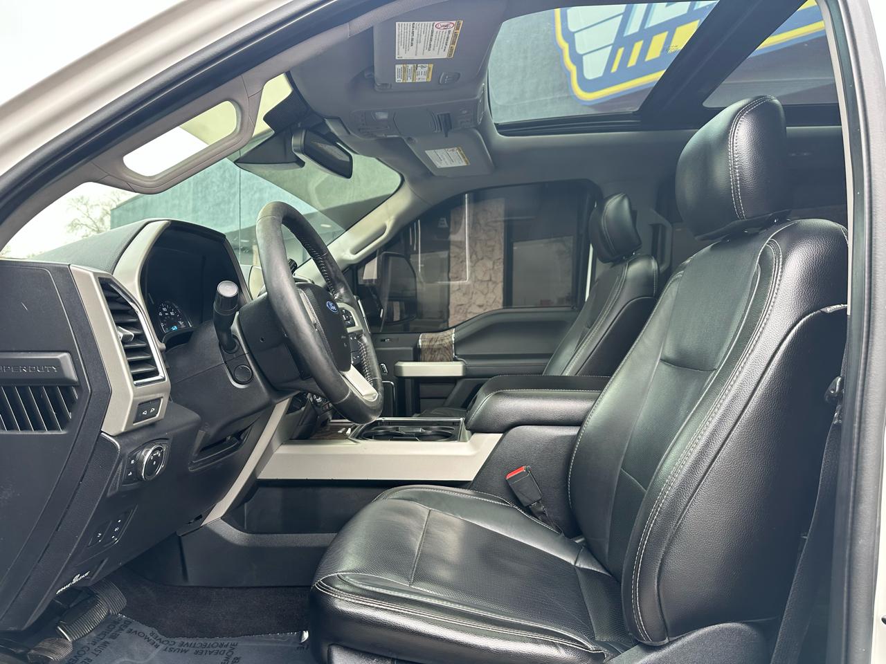 Ford F-350 SD Lariat Crew Cab 4WD 2018