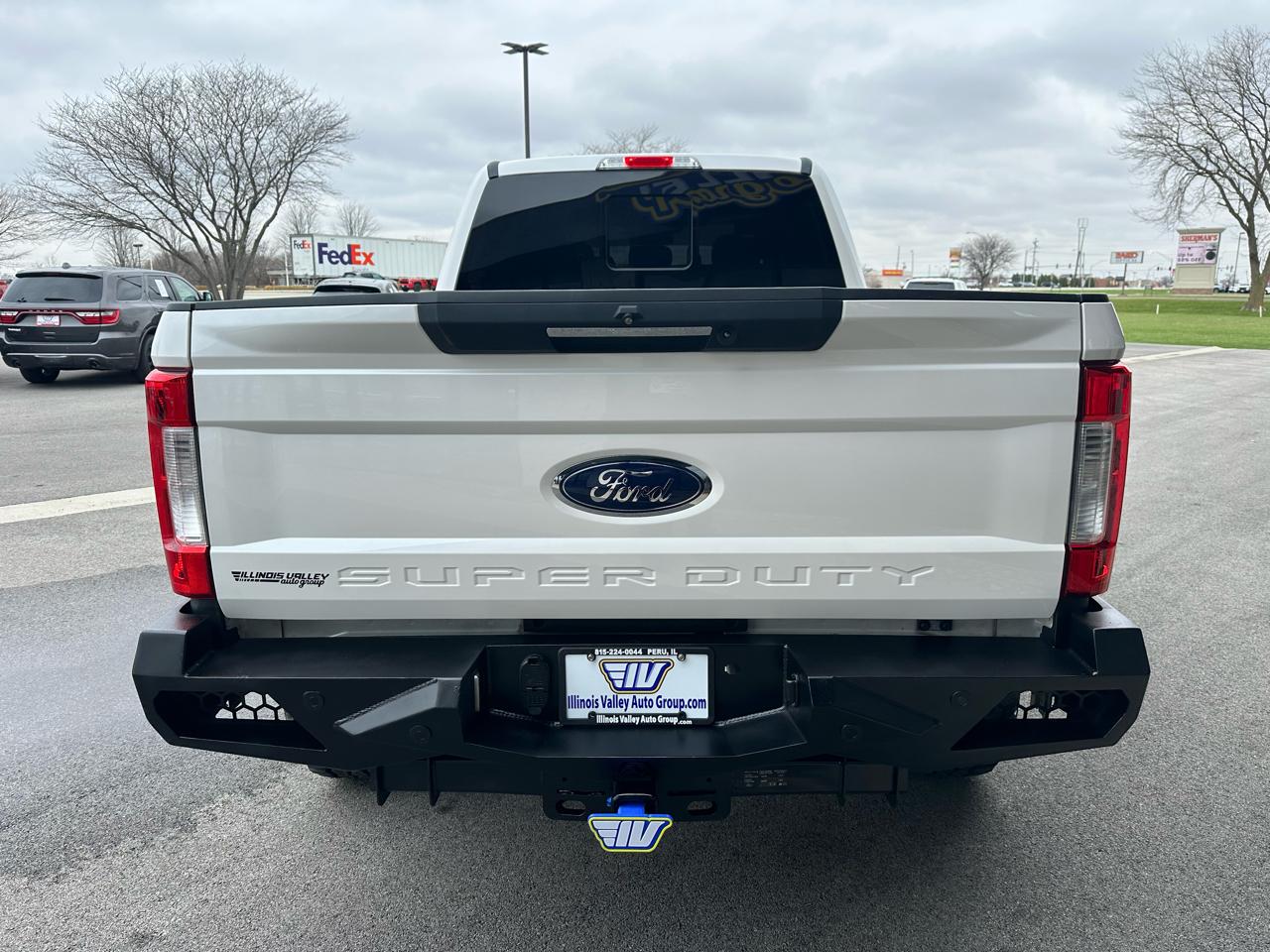 Ford F-350 SD Lariat Crew Cab 4WD 2018