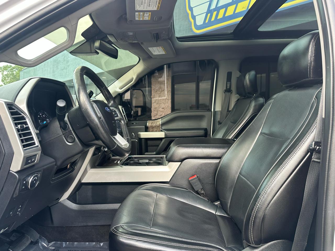 Ford F-350 SD Lariat Crew Cab 4WD 2018