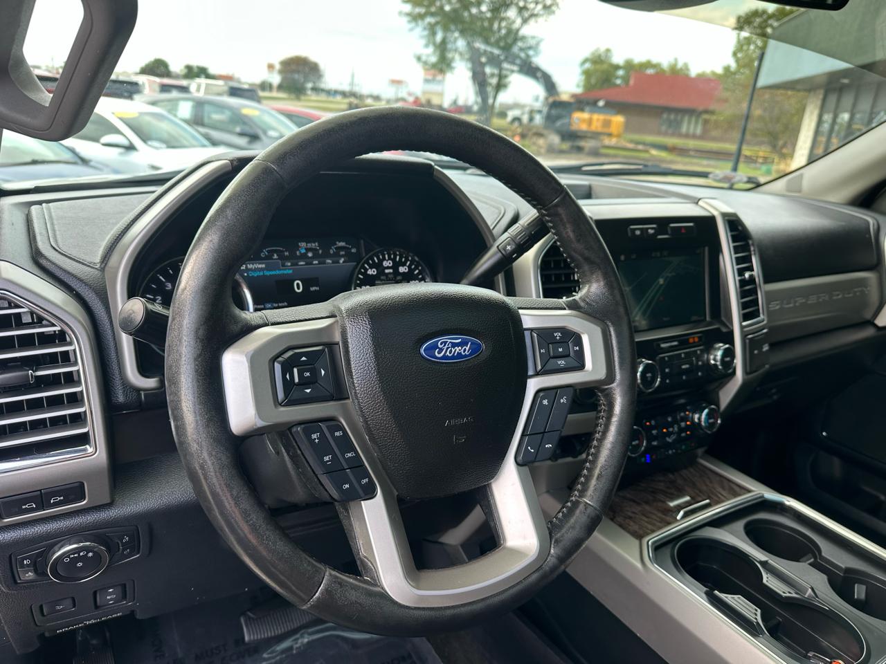 Ford F-350 SD Lariat Crew Cab 4WD 2018