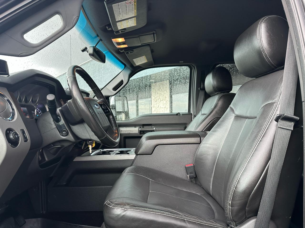 Ford F-350 SD Lariat Crew Cab 4WD 2013