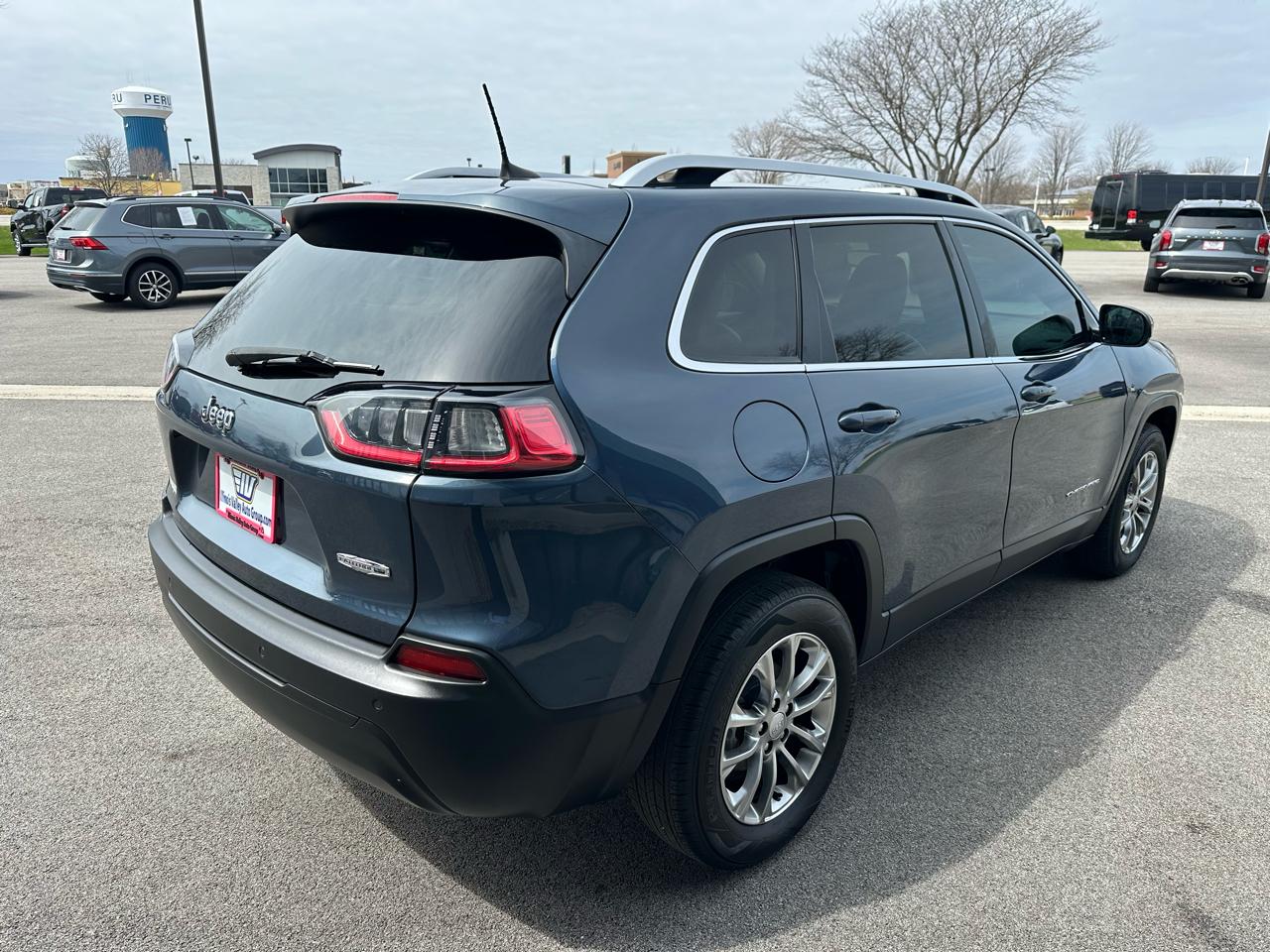 Jeep Cherokee Latitude Plus FWD 2021