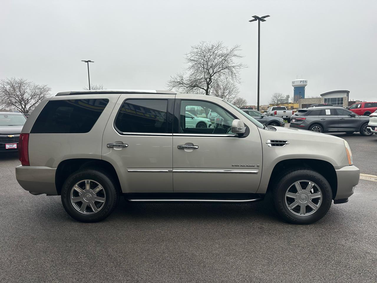 Cadillac Escalade 2WD 2007