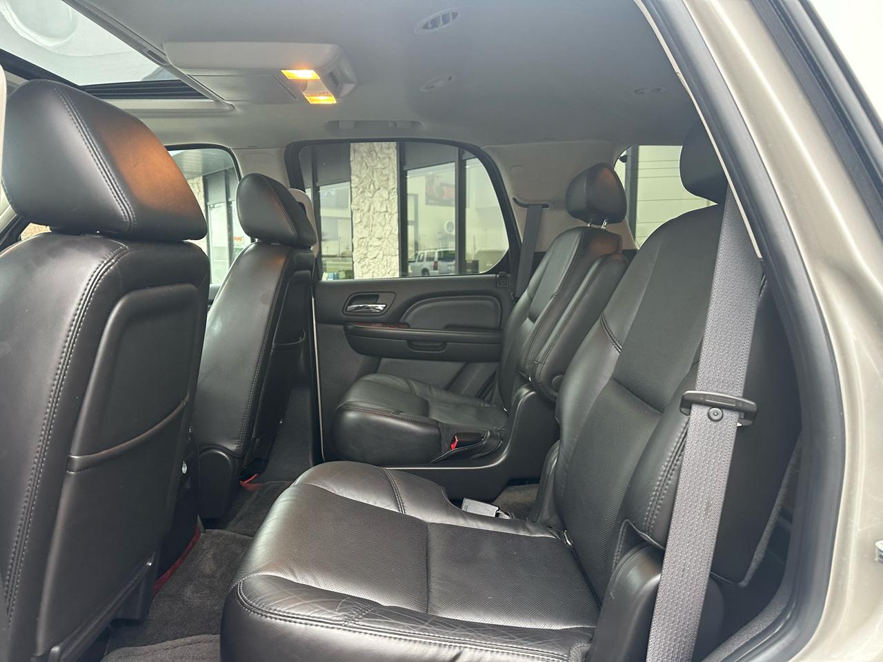 Cadillac Escalade 2WD 2007