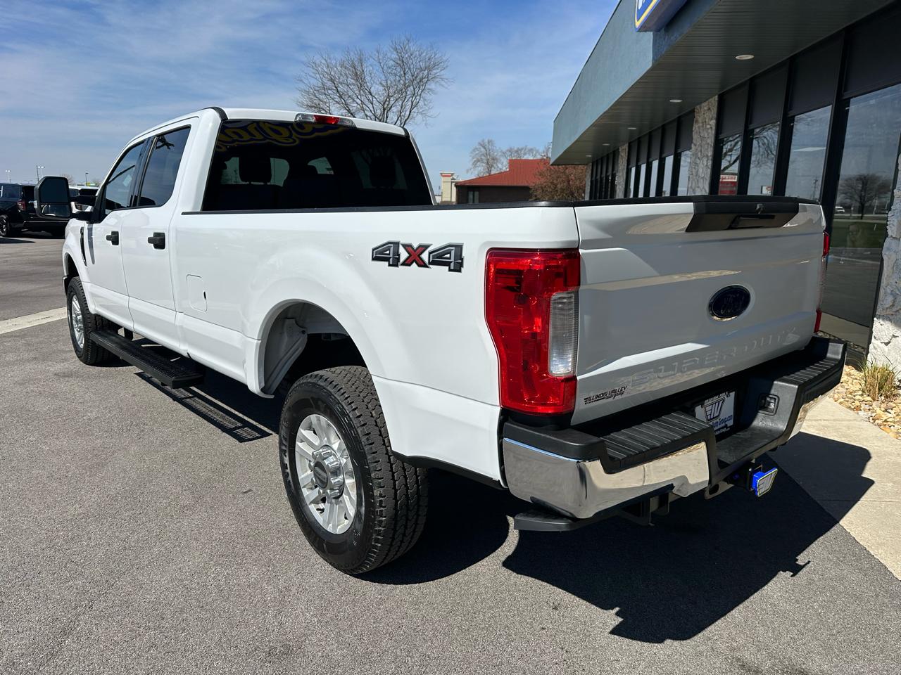 Ford F-250 SD XLT Crew Cab Long Bed 4WD 2019