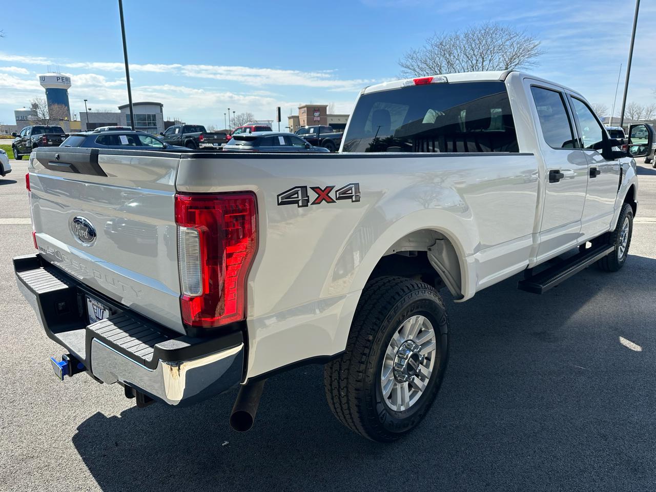 Ford F-250 SD XLT Crew Cab Long Bed 4WD 2019
