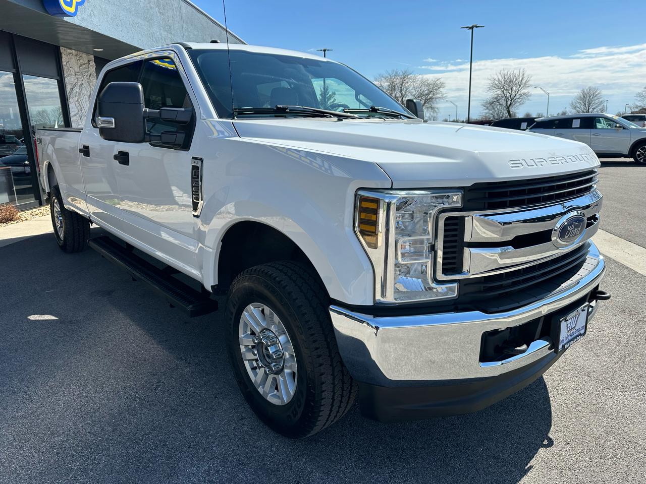 Ford F-250 SD XLT Crew Cab Long Bed 4WD 2019