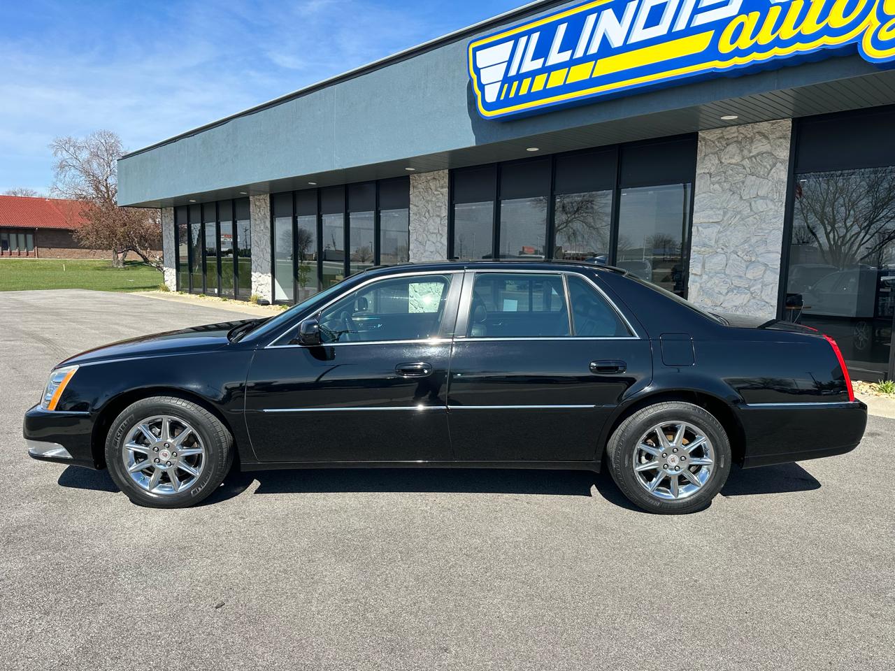Cadillac DTS Luxury 2010