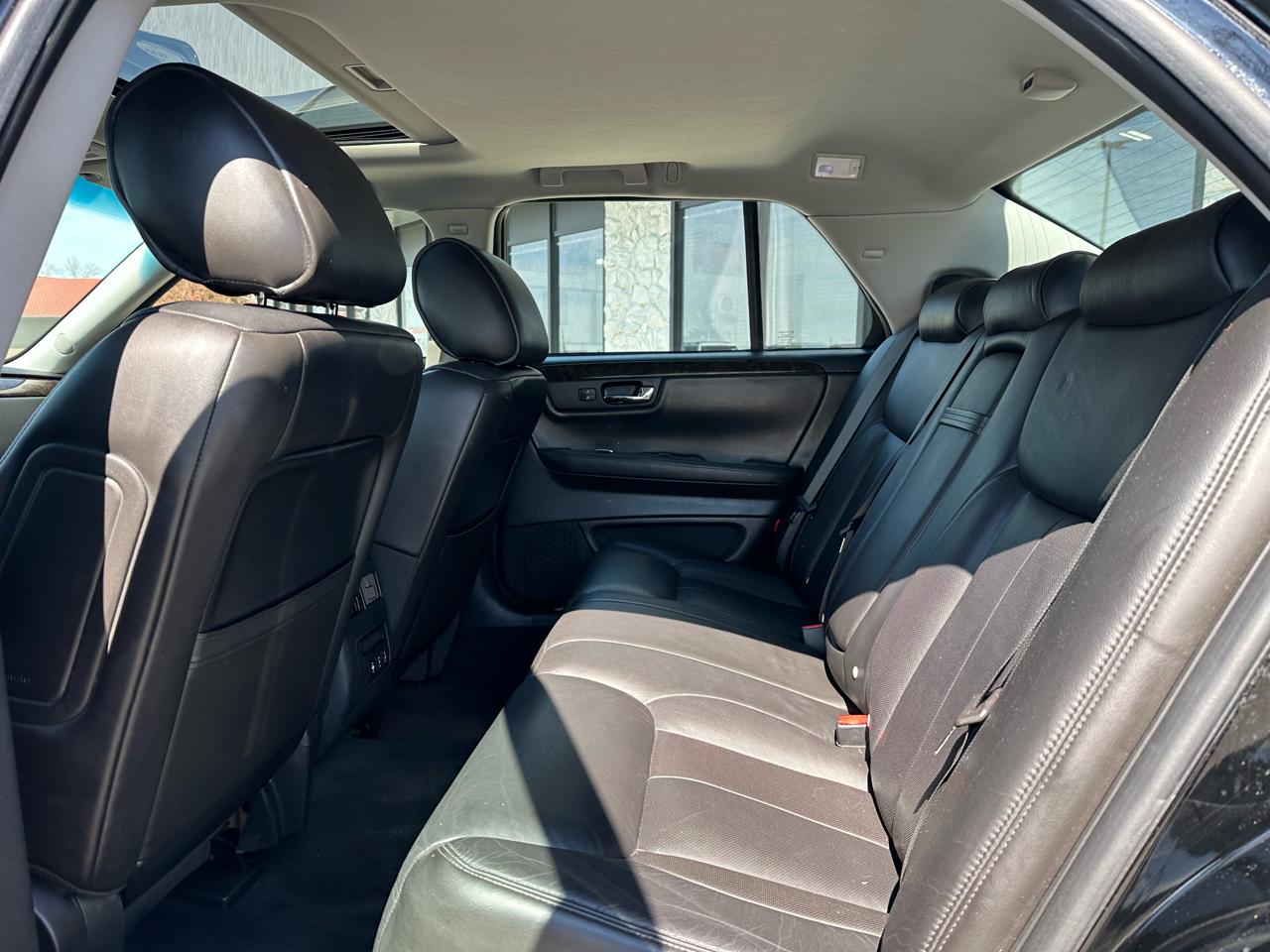 Cadillac DTS Luxury 2010