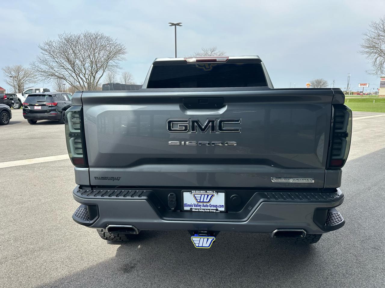 GMC Sierra 1500 Elevation Crew Cab 4WD 2021