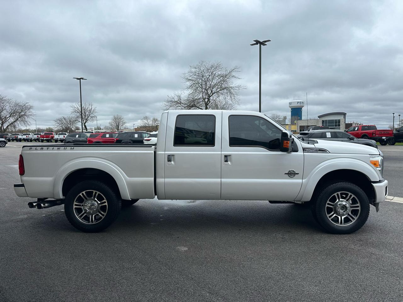 Ford F-250 SD Platinum Crew Cab 4WD 2016