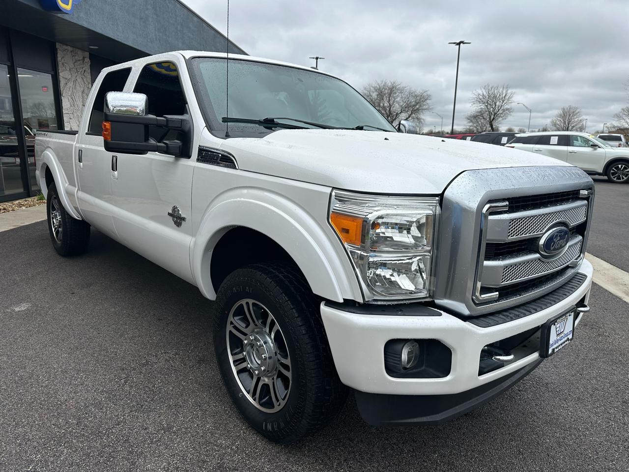 Ford F-250 SD Platinum Crew Cab 4WD 2016