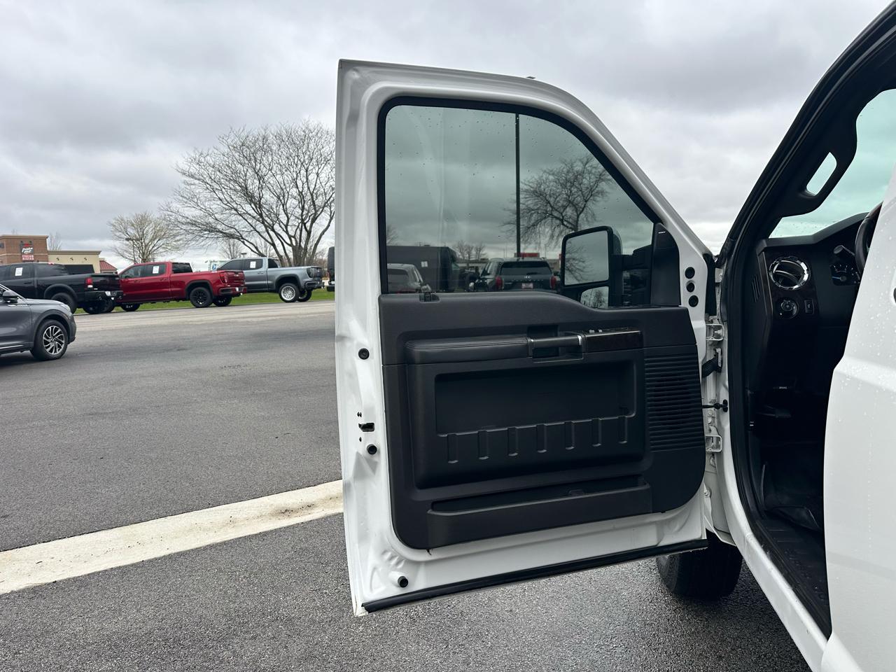 Ford F-250 SD Platinum Crew Cab 4WD 2016