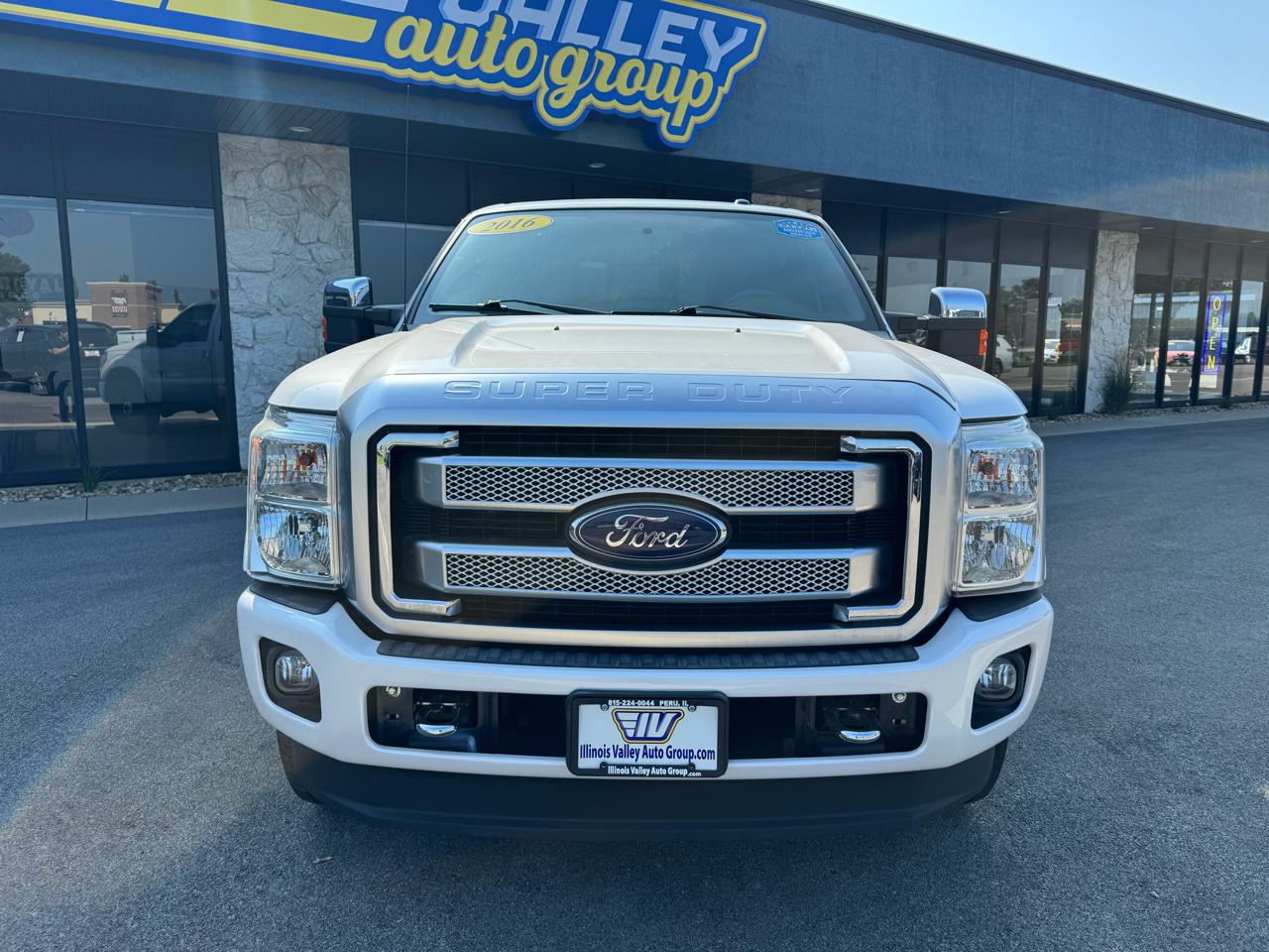 Ford F-250 SD Platinum Crew Cab 4WD 2016