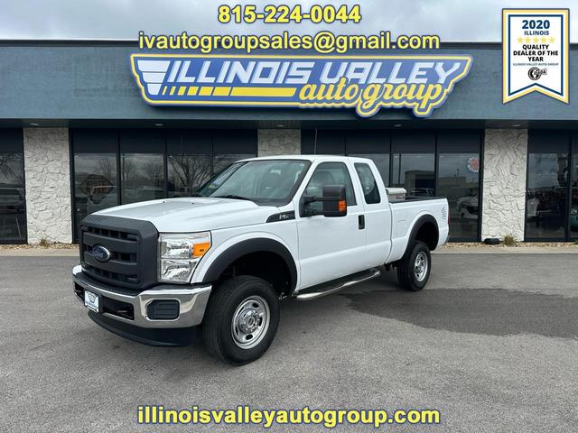 White 2016 Ford F-250 Super Duty XL SuperCab 4WD Pickup Truck Four-Wheel Drive Automatic