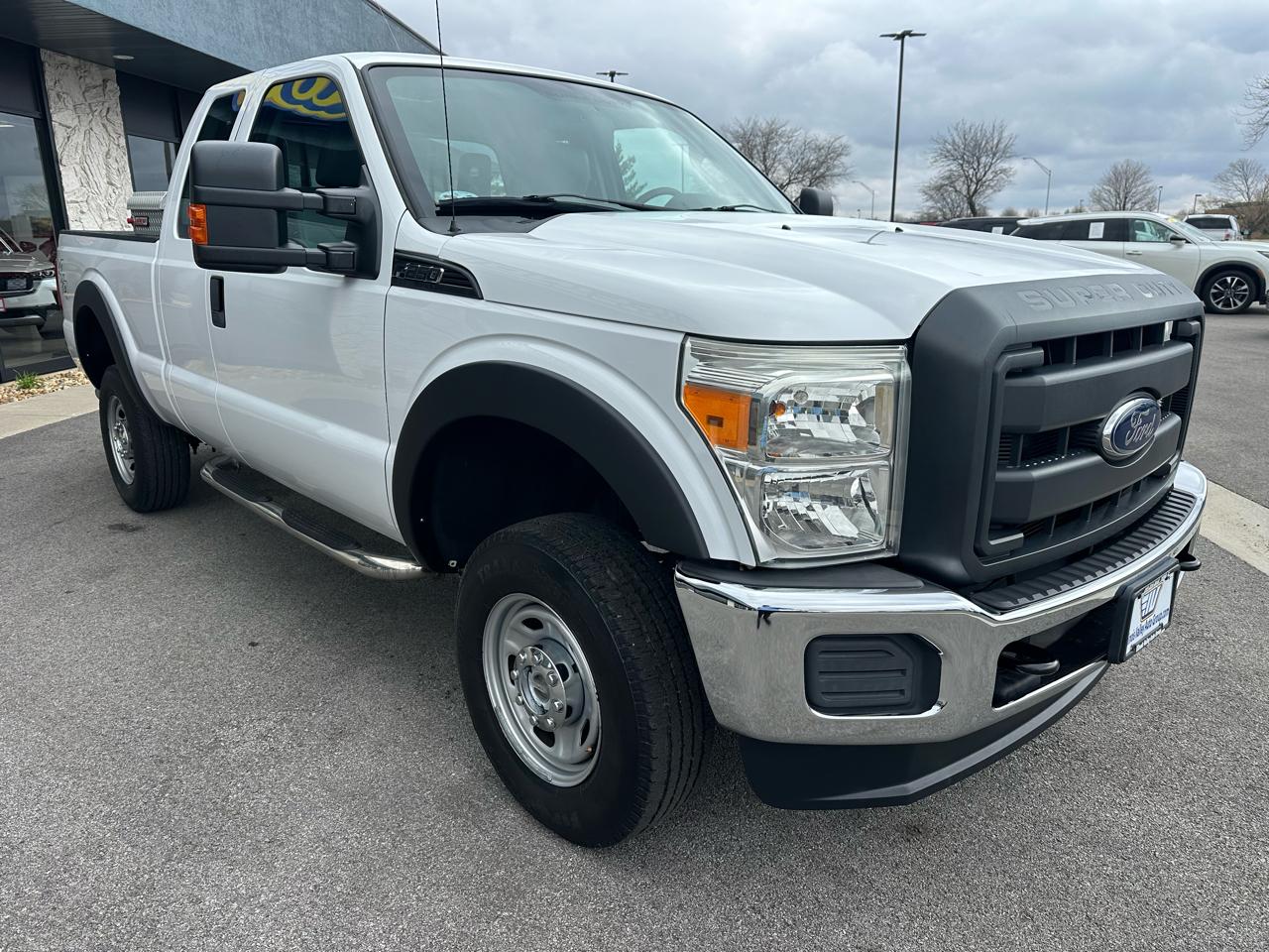 Ford F-250 SD XL SuperCab 4WD 2016
