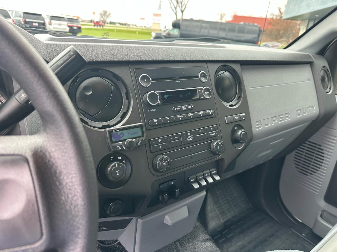 Ford F-250 SD XL SuperCab 4WD 2016