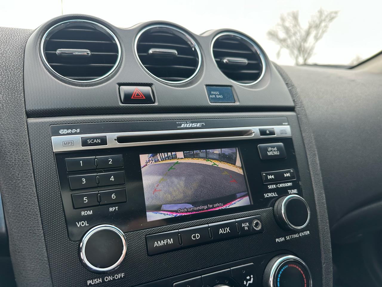 Nissan Altima 2.5 S Coupe 2011