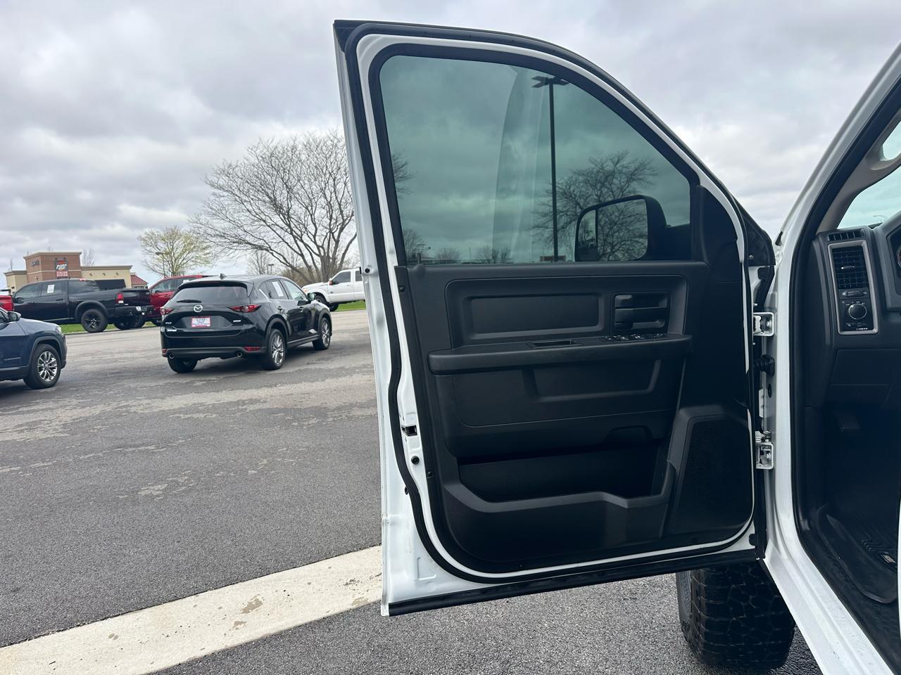 RAM 2500 Tradesman Crew Cab 4WD 2017