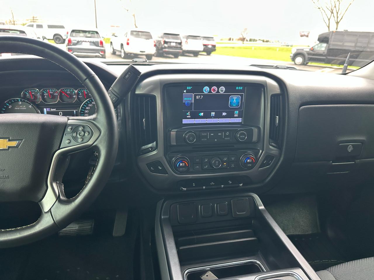 Chevrolet Silverado 1500 LT Double Cab 4WD 2016