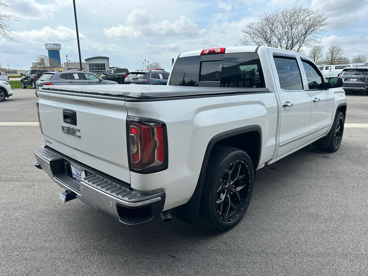 GMC Sierra 1500 SLT Crew Cab 4WD 2017